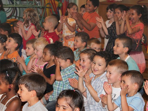 Animations, jeux, participations des enfants en écoles